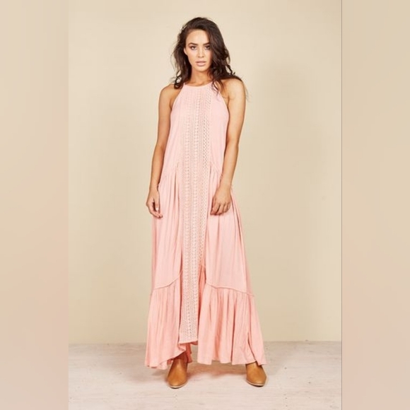 Loveriche Boho Tiered Maxi Dress Crochet Panel Halter Size L NWT - Picture 2 of 9